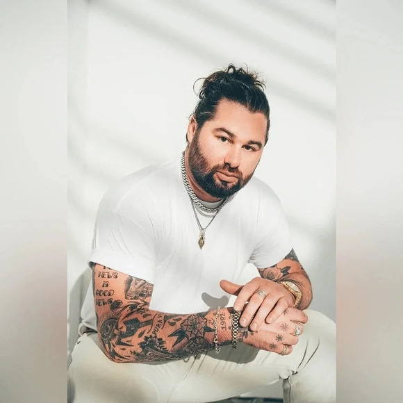 NWT KOE WETZEL Official Concert Tour Merch East Texas Road T-Shirt - Picture 2 of 6